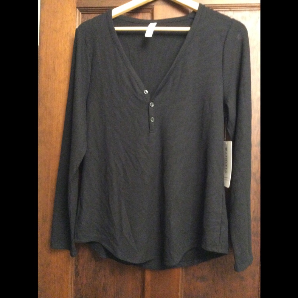 New with tag - Athleta wind down sleep top